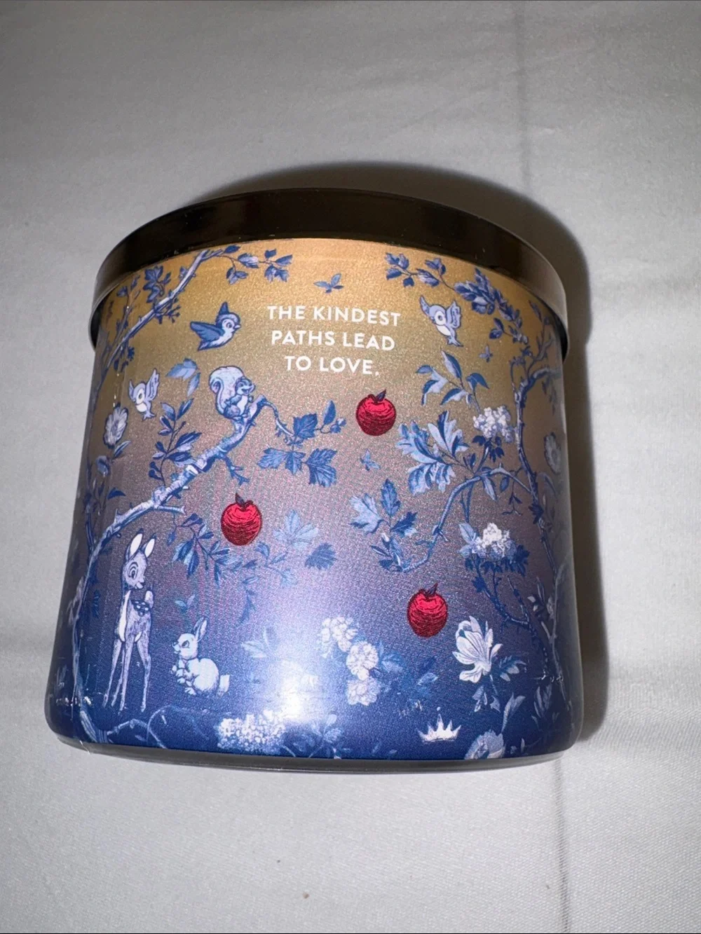 Bath & Body Works Snow White Disney Princess collab 3 wick candle - Picture 2 of 4